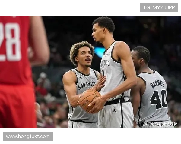 文班亚马首场比赛表现亮眼五次盖帽和隔扣字母哥引发广泛讨论 文班亚马首场比赛表现亮眼五次盖帽和隔扣字母哥引发广泛讨论